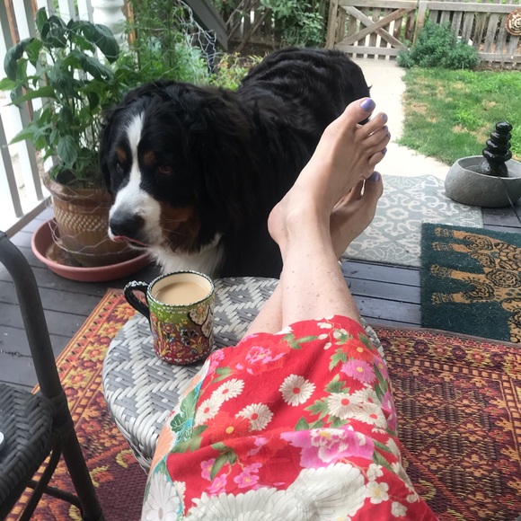 Meet your Posher, Lori - Picture 1 of 2